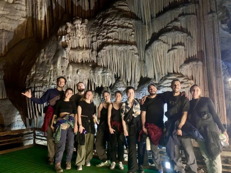 lung khuy cave with ha giang safari