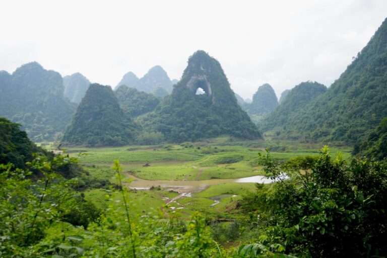 Angel Eye Mountain (Nui Thung) on the 5-day Cao Bang combo tour